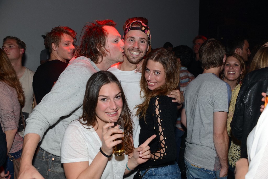 ../Images/Kite Board Open 2015 Zaterdag afterparty Oak 083.jpg